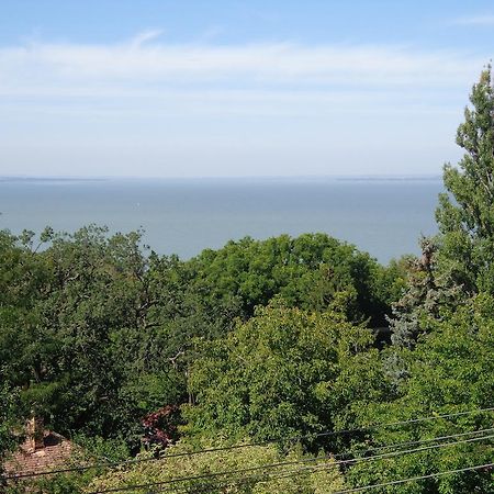 Traumblick Appartement Am Balaton Fonyód الغرفة الصورة